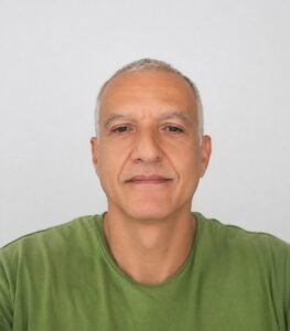 manolis-malanos-oral-surgeon-athens
